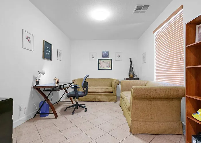 Holiday home Family Friendly W Badminton Park Goodyear